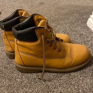 4/$15!! Women’s Worker Boots Size 7